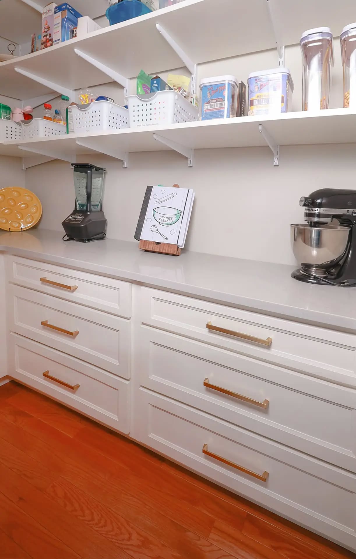 Living room shelves